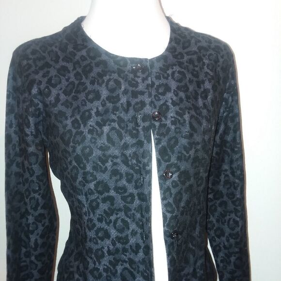 Button up blouse/ jacket - Picture 4 of 4